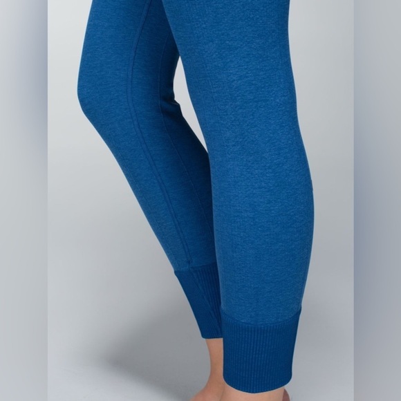 Lululemon Blue Ebb to Street Seamless Leggings Pants - Picture 3 of 15